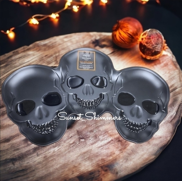 17" Black Skull Trio Halloween Melamine Serving Platter Tray Cobwebs & Cauldrons - Picture 1 of 4